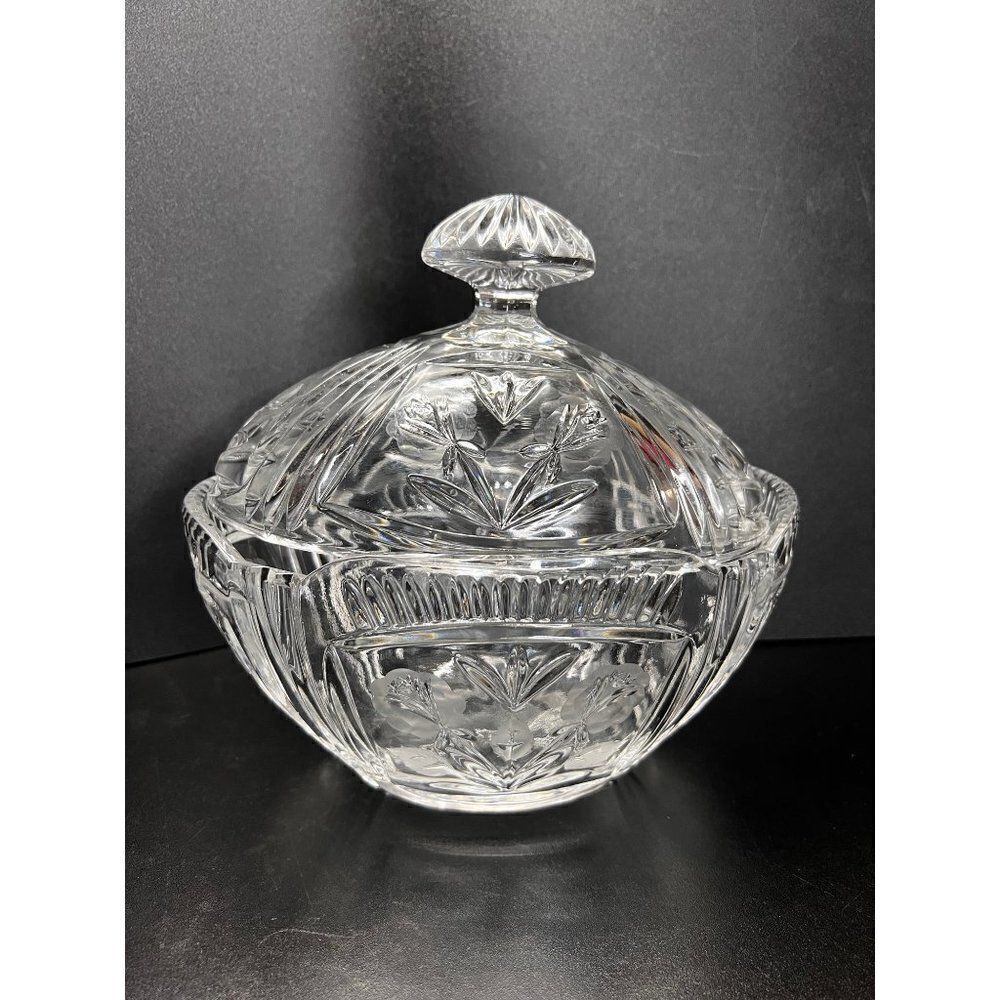 Mid 20th Century European Etched and Cut Crystal Lidded Oval Candy Dish